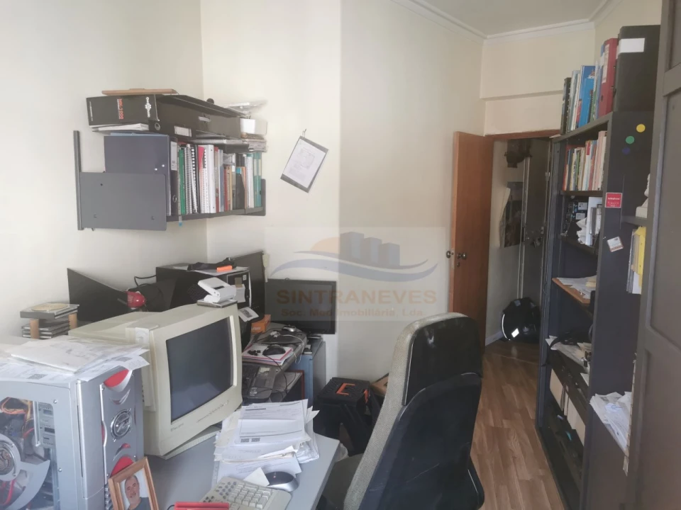 Apartamento T4 para Venda em Póvoa de Santo Adrião e Olival Basto Foto 32