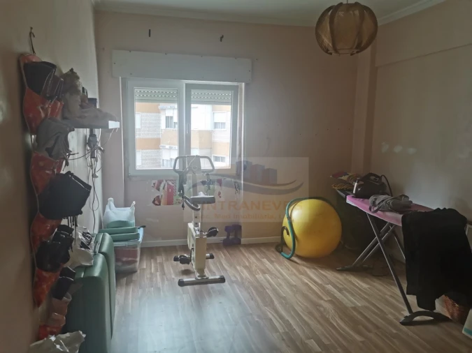 Apartamento T4 para Venda em Póvoa de Santo Adrião e Olival Basto Foto 7