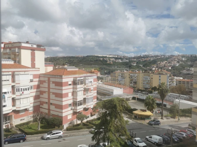 Apartamento T4 para Venda em Póvoa de Santo Adrião e Olival Basto Foto 15