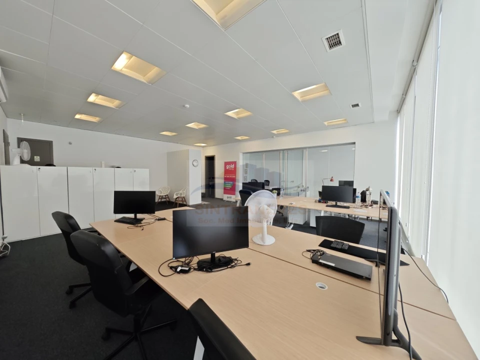 Escritório para Arrendamento em Odivelas Foto 7