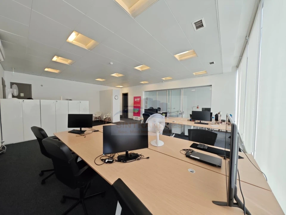 Escritório para Arrendamento em Odivelas Foto 11