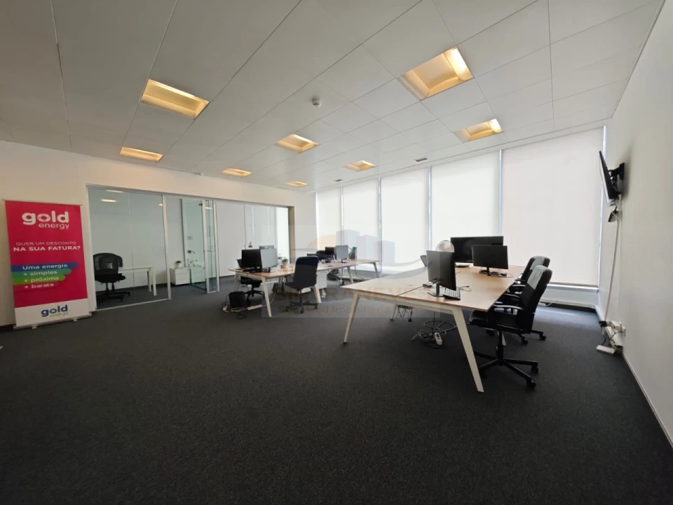 Escritório para Arrendamento em Odivelas Foto 15