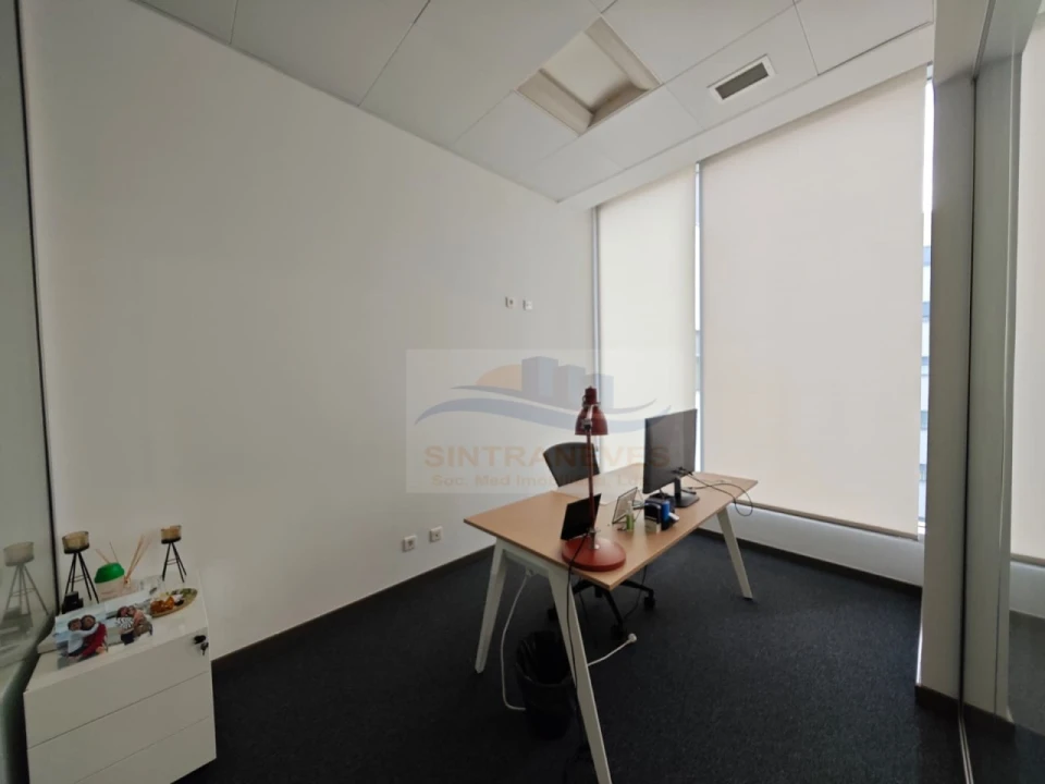 Escritório para Arrendamento em Odivelas Foto 19