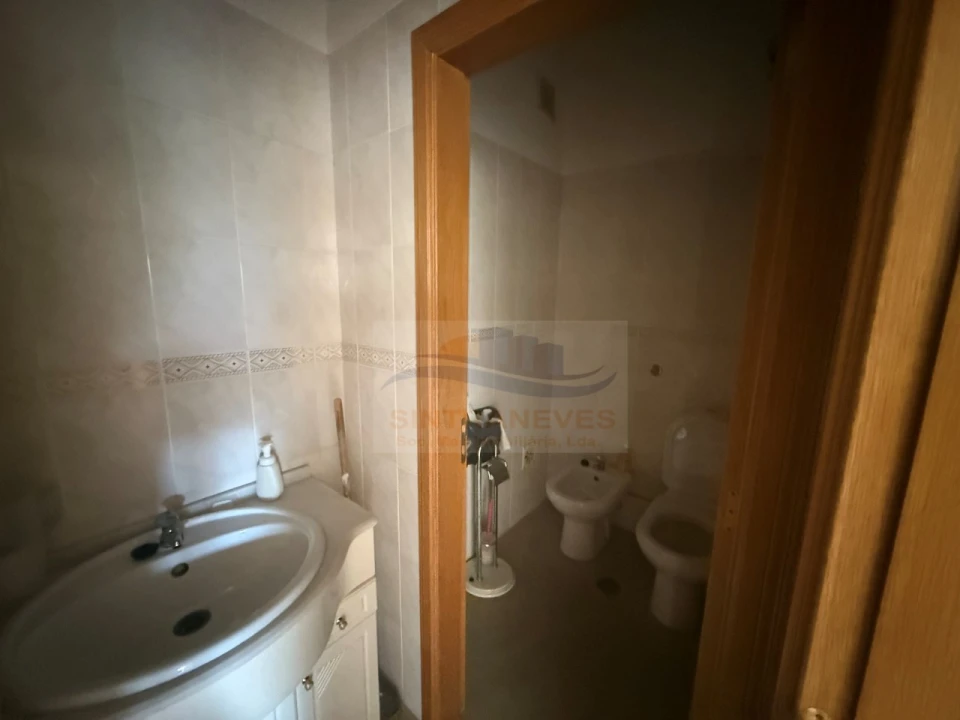 Loja para Venda em Falagueira-Venda Nova Foto 6