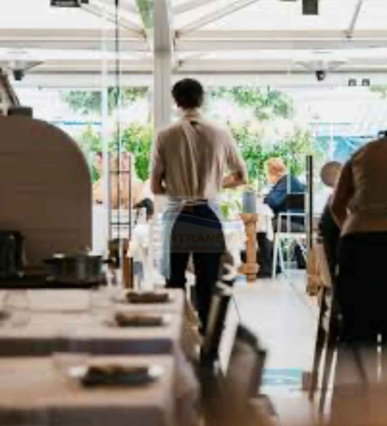Negócio para Venda em Benfica Foto 2