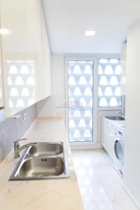 Apartamento T3 para Venda em Alvalade