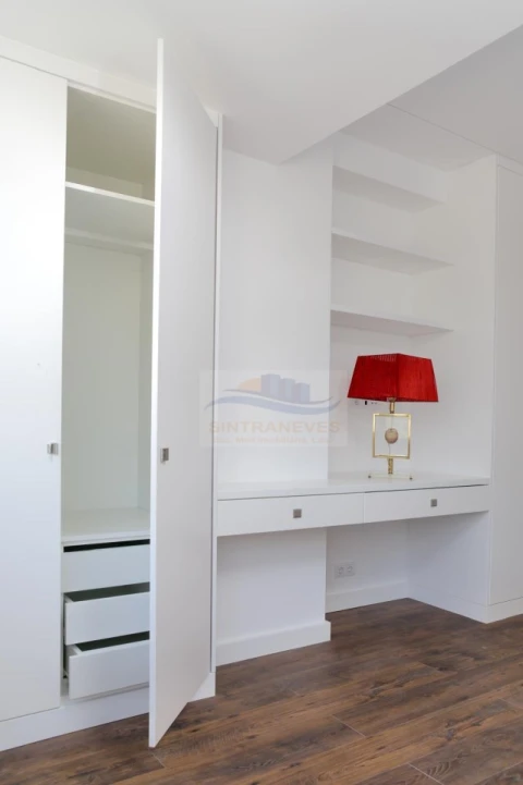Apartamento T3 para Venda em Alvalade