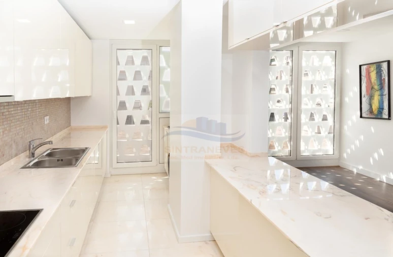 Apartamento T3 para Venda em Alvalade Foto 25
