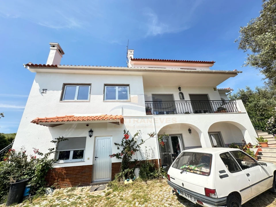 Moradia T4 para Venda em Alcobaça e Vestiaria Foto 72