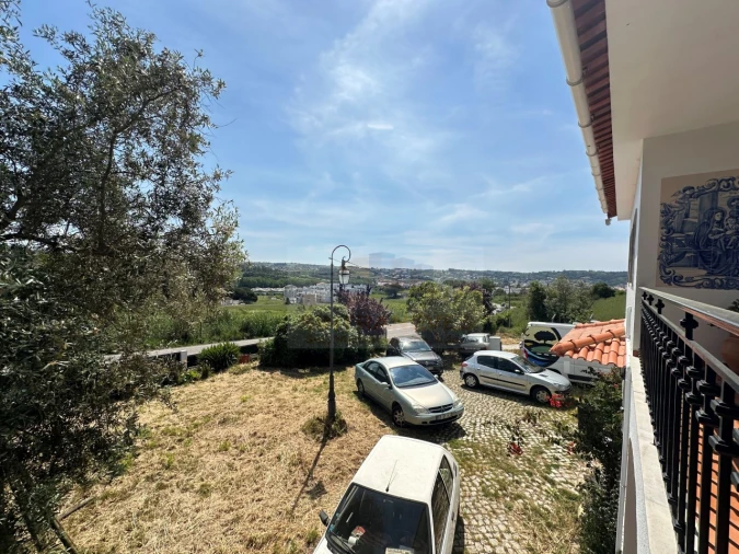 Moradia T4 para Venda em Alcobaça e Vestiaria Foto 36