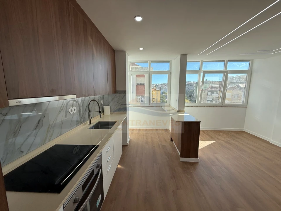 Apartamento T2 para Venda em Falagueira-Venda Nova Foto 11