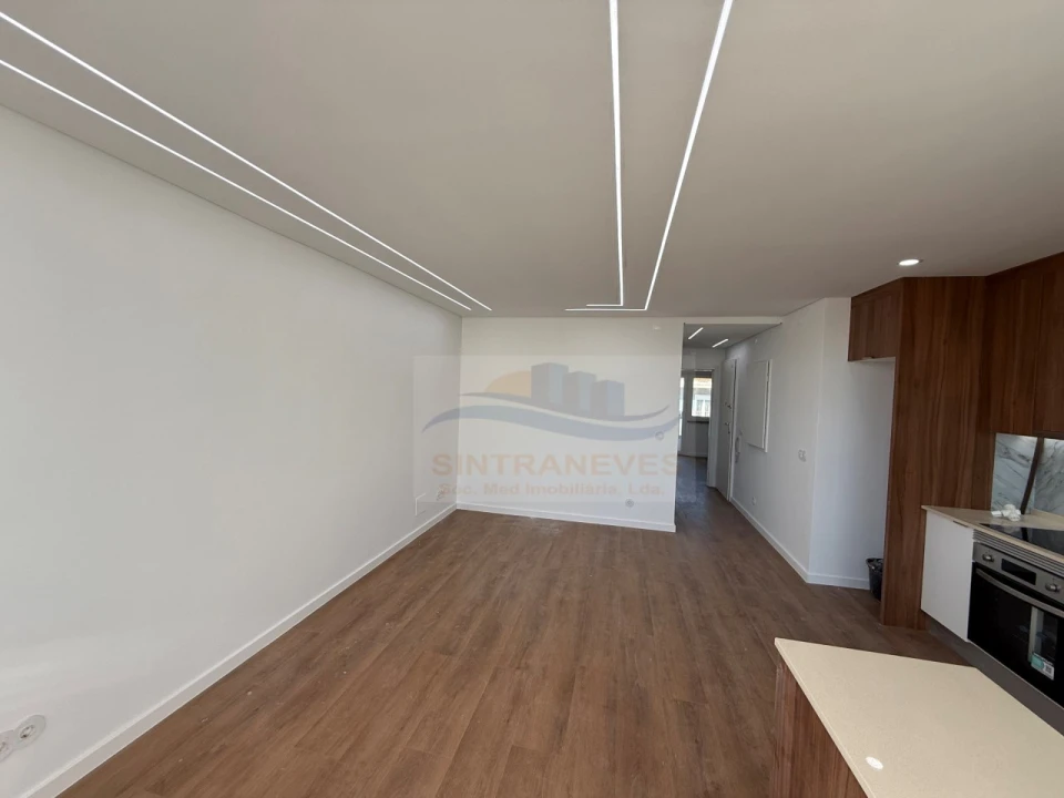Apartamento T2 para Venda em Falagueira-Venda Nova Foto 16