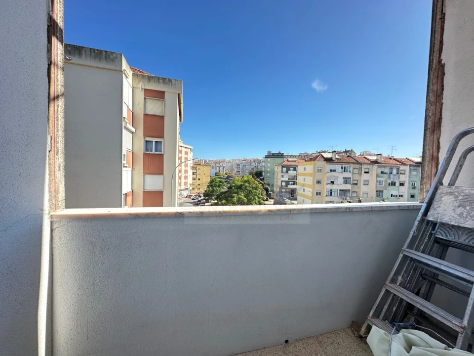 Apartamento T2 para Venda em Falagueira-Venda Nova Foto 16
