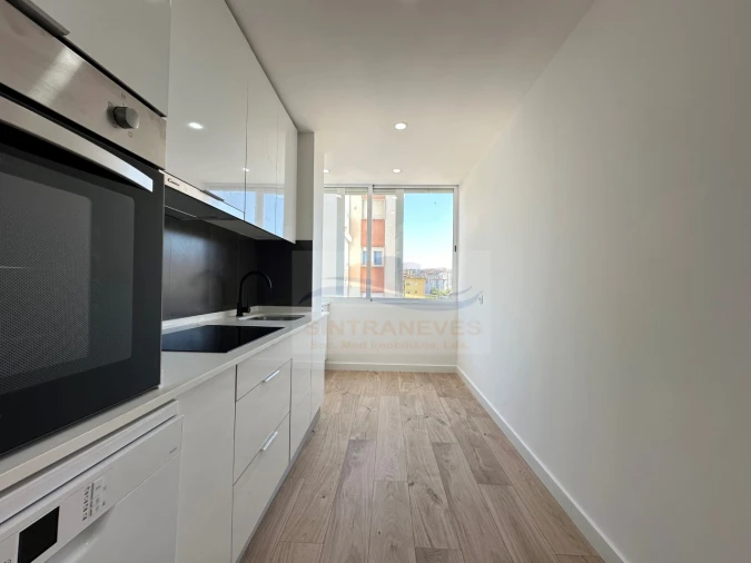 Apartamento T2 para Venda em Falagueira-Venda Nova