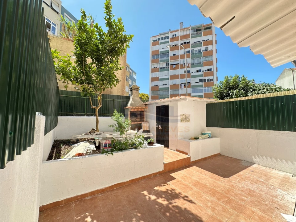 Apartamento T3 para Venda em Mina de Água Foto 1