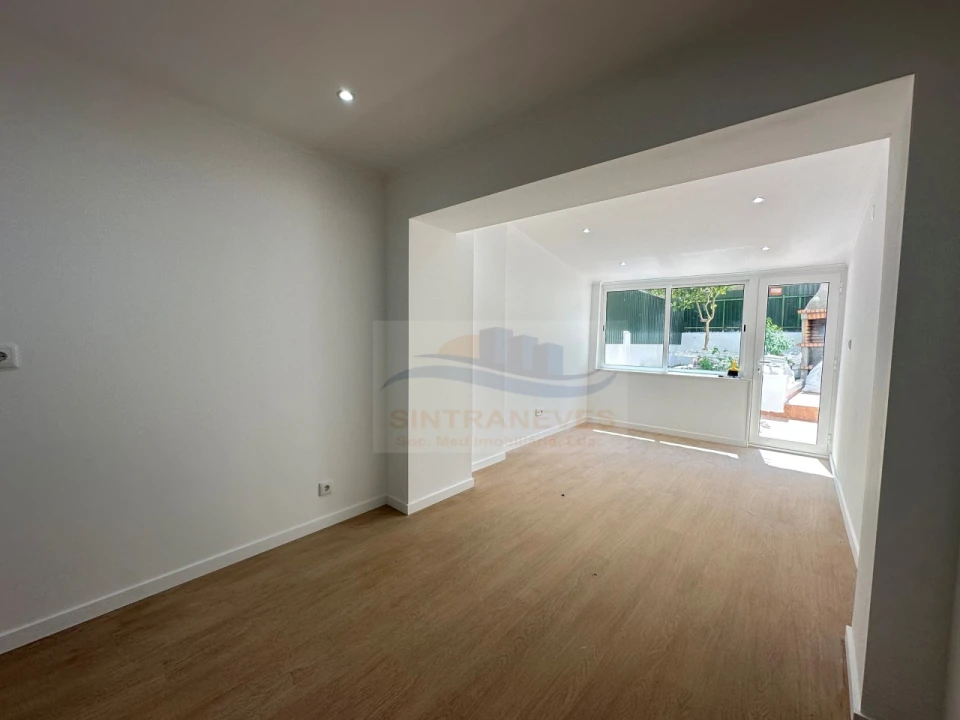 Apartamento T3 para Venda em Mina de Água Foto 8