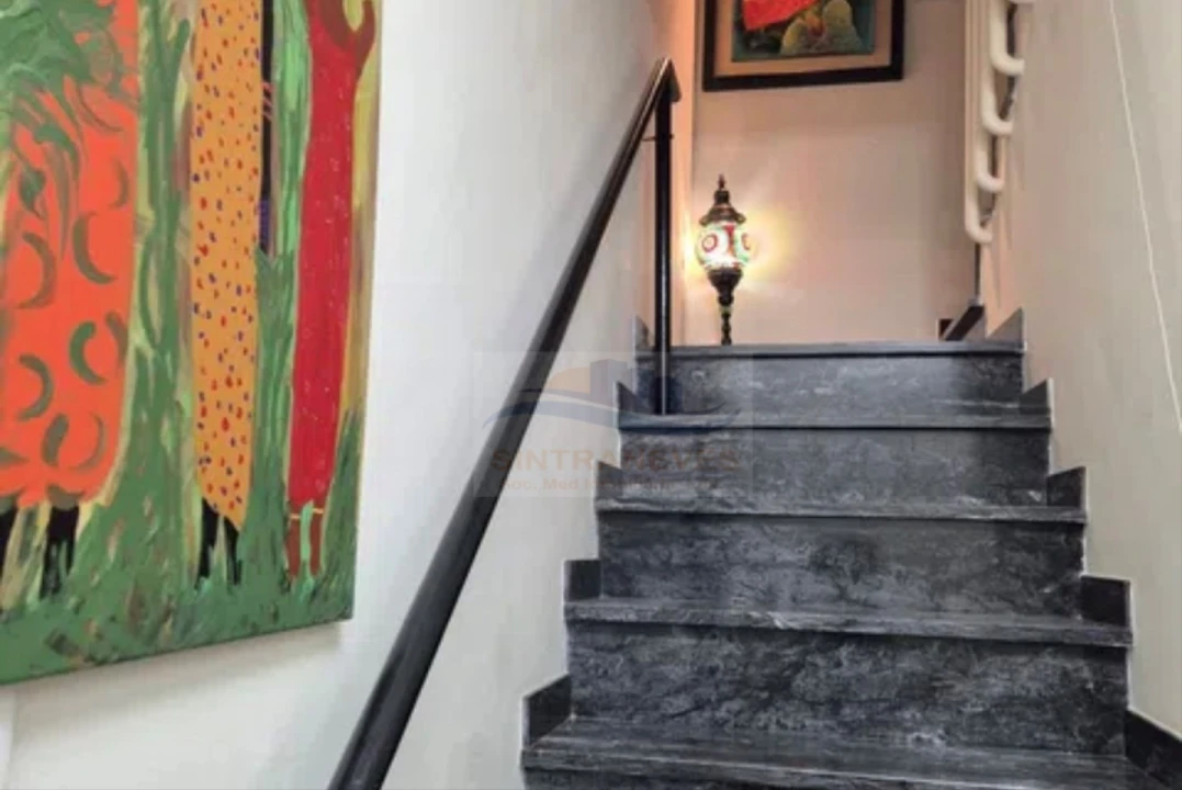 Moradia T4 para Venda em Ajuda Foto 9