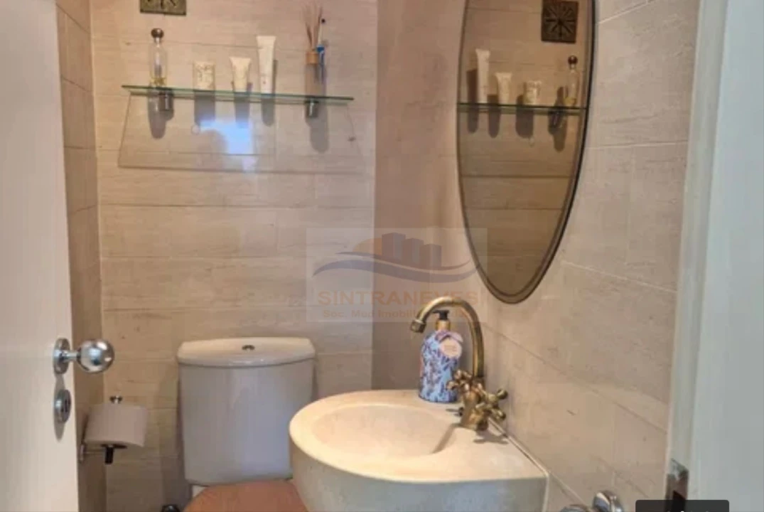 Moradia T4 para Venda em Ajuda Foto 12