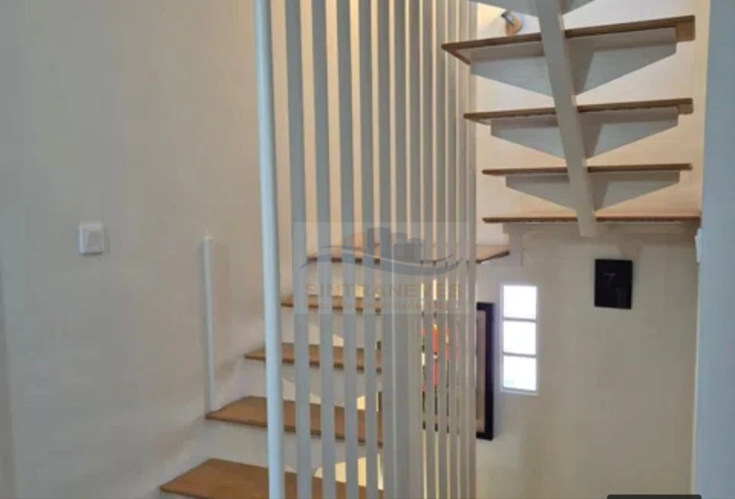 Moradia T4 para Venda em Ajuda Foto 19