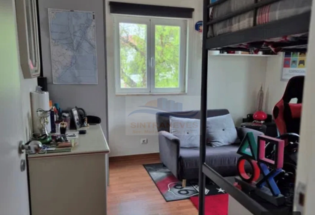 Moradia T4 para Venda em Ajuda Foto 20