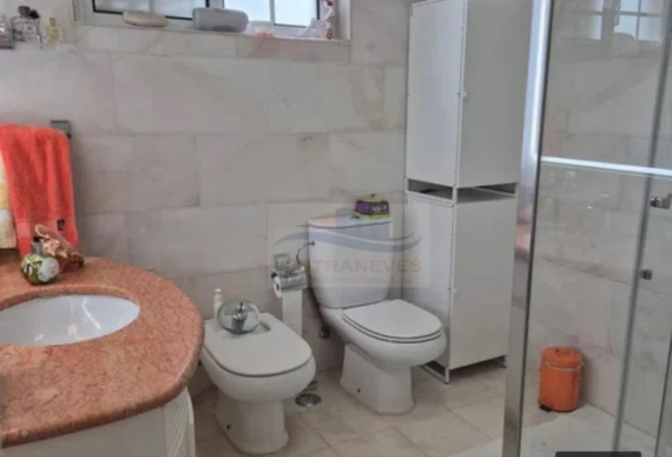 Moradia T4 para Venda em Ajuda Foto 29