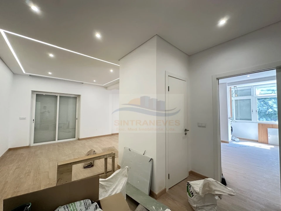 Apartamento T3 para Venda em Lumiar Foto 2