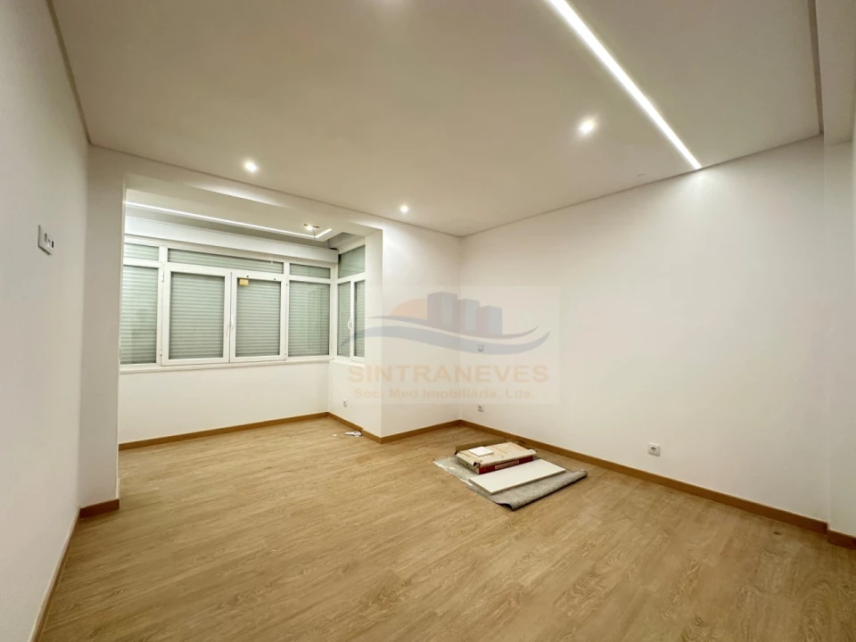 Apartamento T3 para Venda em Lumiar Foto 8