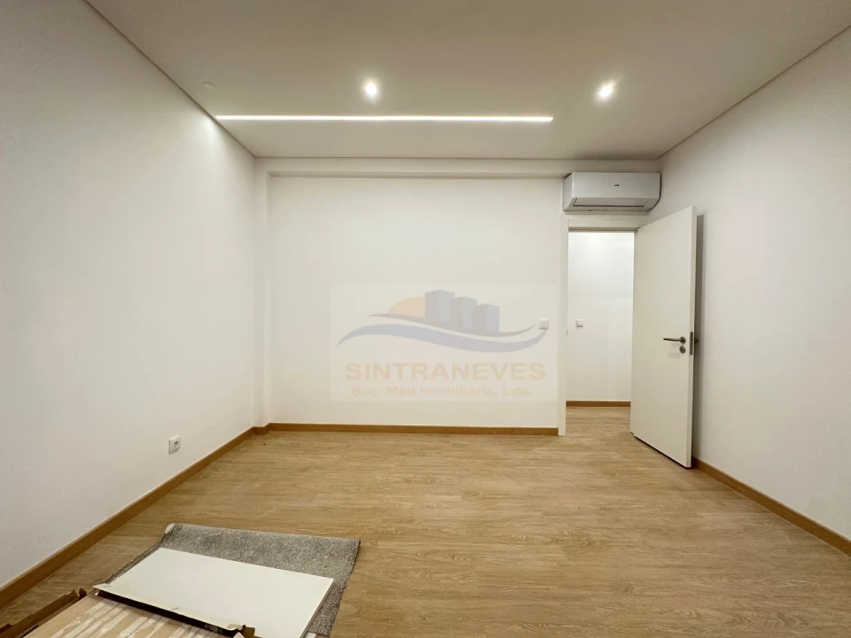 Apartamento T3 para Venda em Lumiar Foto 12