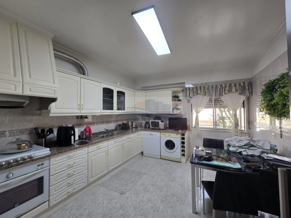 Apartamento T3 para Venda em Mina de Água Foto 4