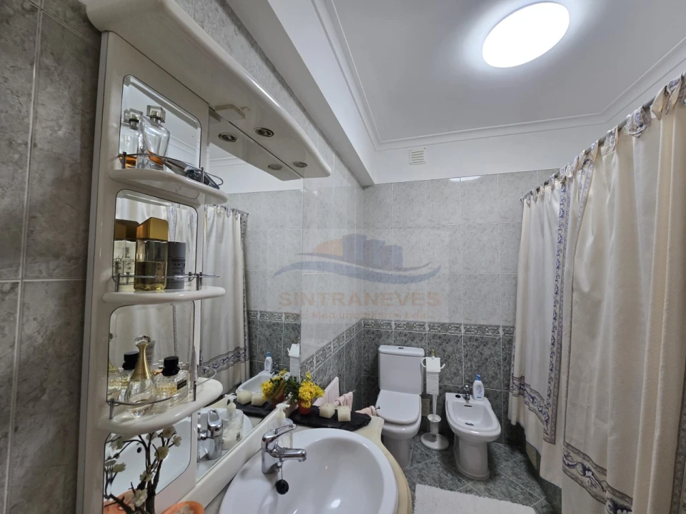 Apartamento T3 para Venda em Mina de Água Foto 9