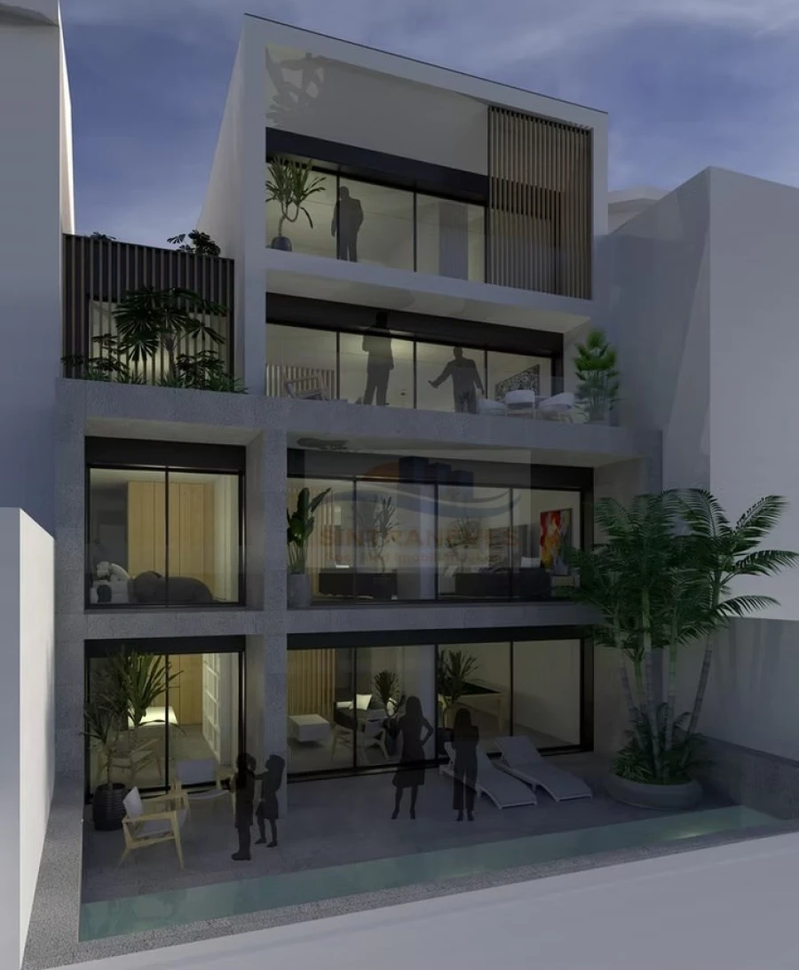 Moradia T9 para Venda em Loures Foto 3