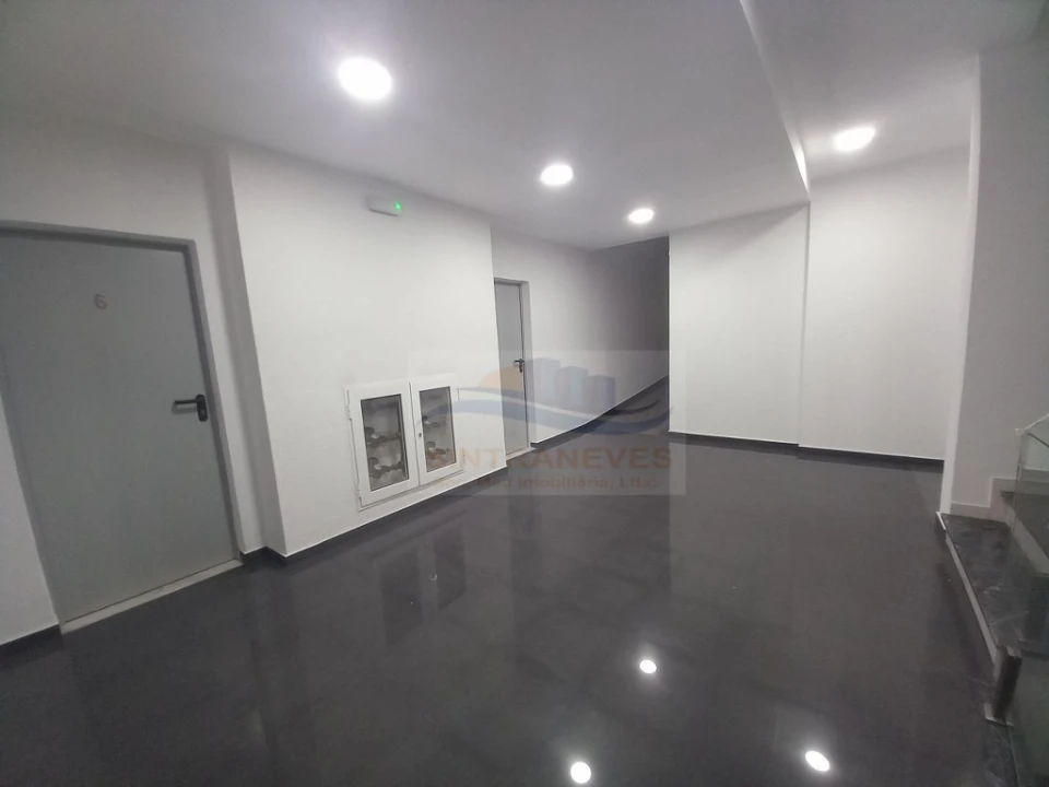 Apartamento T4 para Venda em Castanheira do Ribatejo e Cachoeiras Foto 50