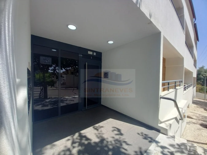 Apartamento T4 para Venda em Castanheira do Ribatejo e Cachoeiras Foto 4