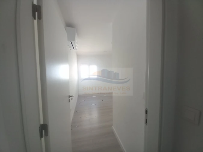 Apartamento T4 para Venda em Castanheira do Ribatejo e Cachoeiras Foto 21