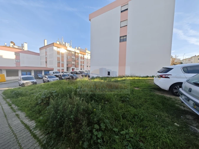 Terreno para Venda em Queluz e Belas Foto 2