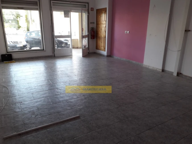 Loja para Venda em Algueirão-Mem Martins Foto 3