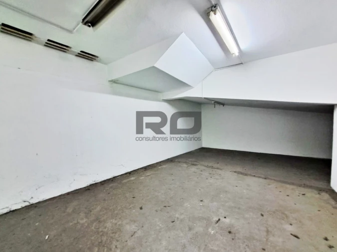 Loja para Arrendamento em Cedofeita, Santo Ildefonso, Sé, Miragaia, São Nicolau e Vitória Foto 9