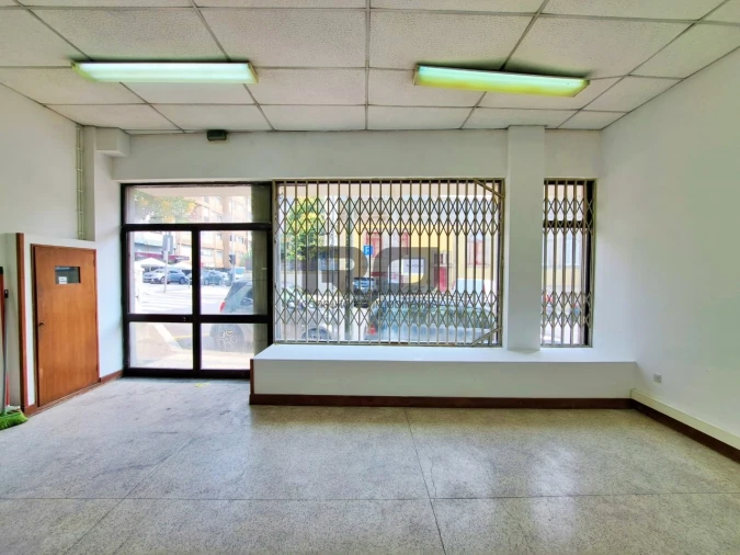 Loja para Arrendamento em Cedofeita, Santo Ildefonso, Sé, Miragaia, São Nicolau e Vitória Foto 12