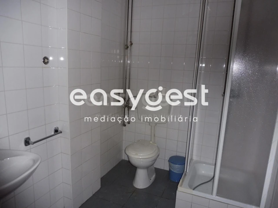 Loja para Venda em Marinha Grande Foto 9