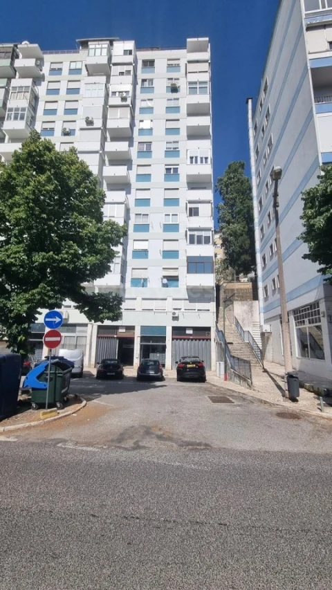 Apartamento T2 para Venda em Lumiar