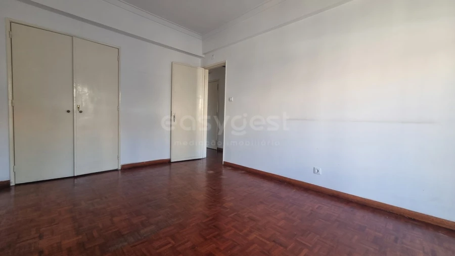 Apartamento T2 para Venda em Lumiar Foto 10