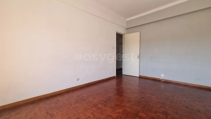 Apartamento T2 para Venda em Lumiar Foto 14