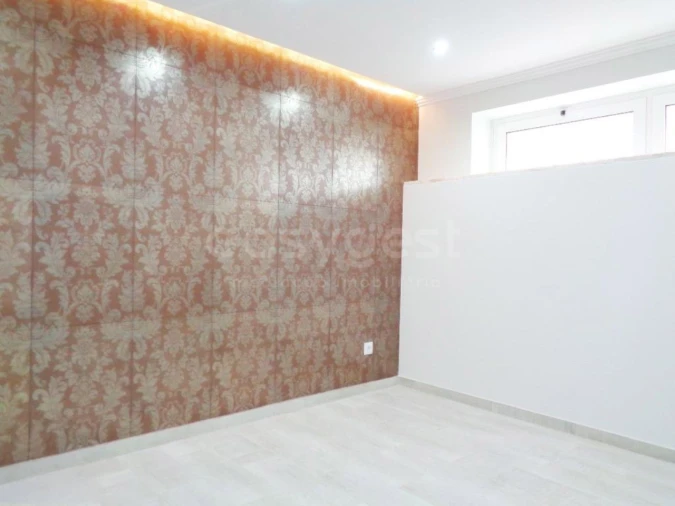 Apartamento T2 para Venda em Póvoa de Santo Adrião e Olival Basto Foto 6