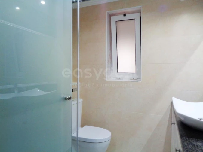 Apartamento T2 para Venda em Póvoa de Santo Adrião e Olival Basto Foto 10