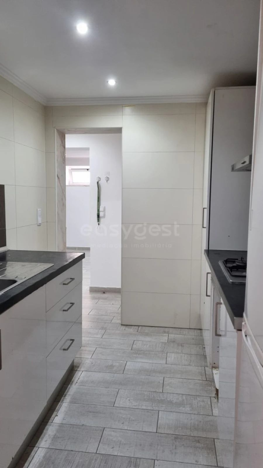 Apartamento T2 para Venda em Póvoa de Santo Adrião e Olival Basto Foto 10