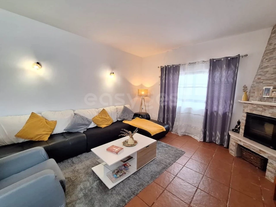 Moradia T3 para Venda em Alvor Foto 3