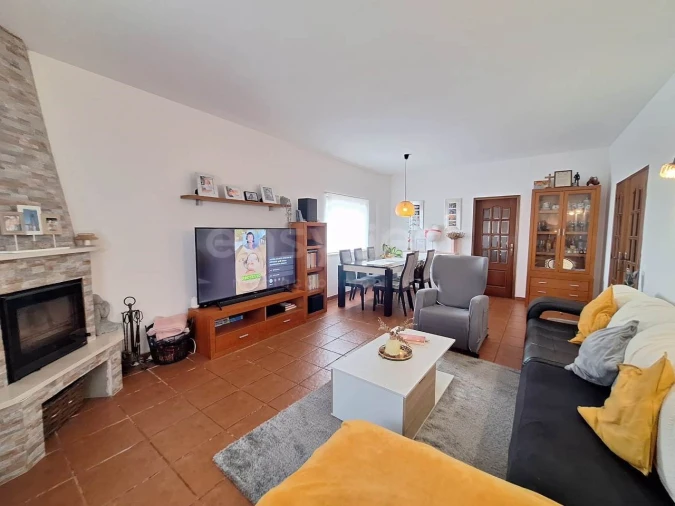 Moradia T3 para Venda em Alvor Foto 1