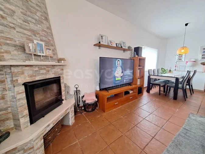 Moradia T3 para Venda em Alvor Foto 2