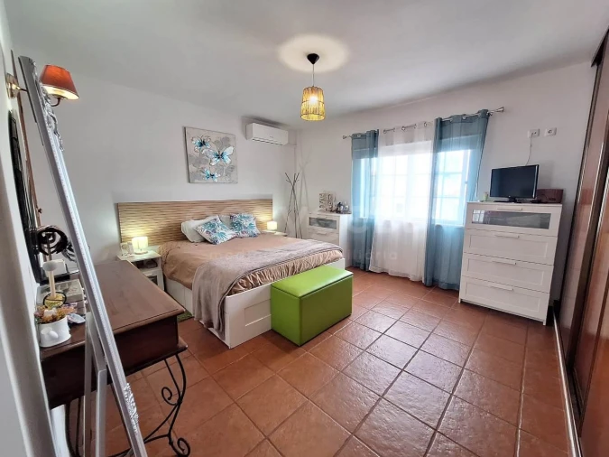 Moradia T3 para Venda em Alvor Foto 8