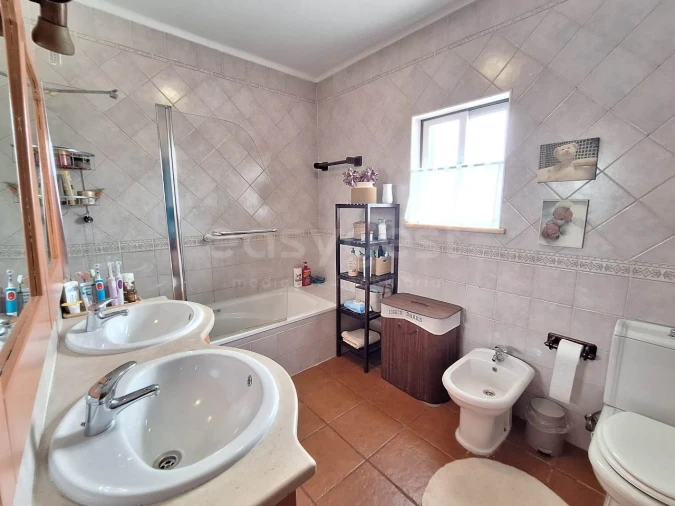 Moradia T3 para Venda em Alvor Foto 15